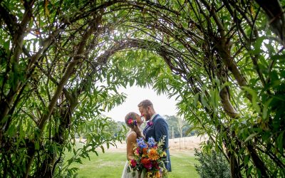 I Do… Rich & Emma, Chaucer Barn {Favourite Five Moments}