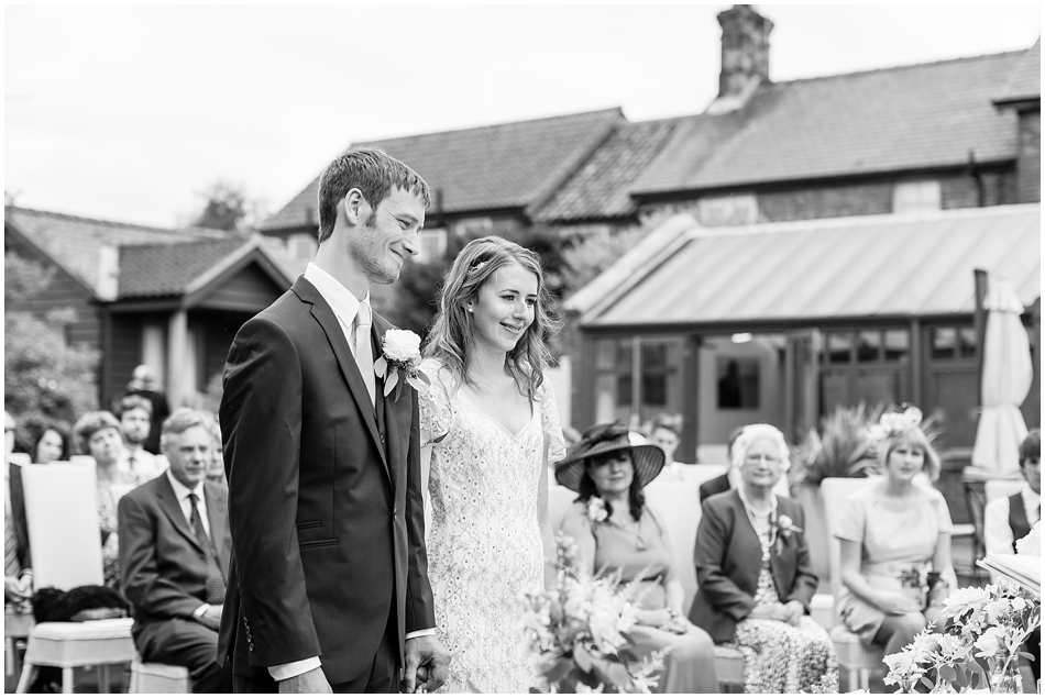 titchwell-manor-wedding-photography_024