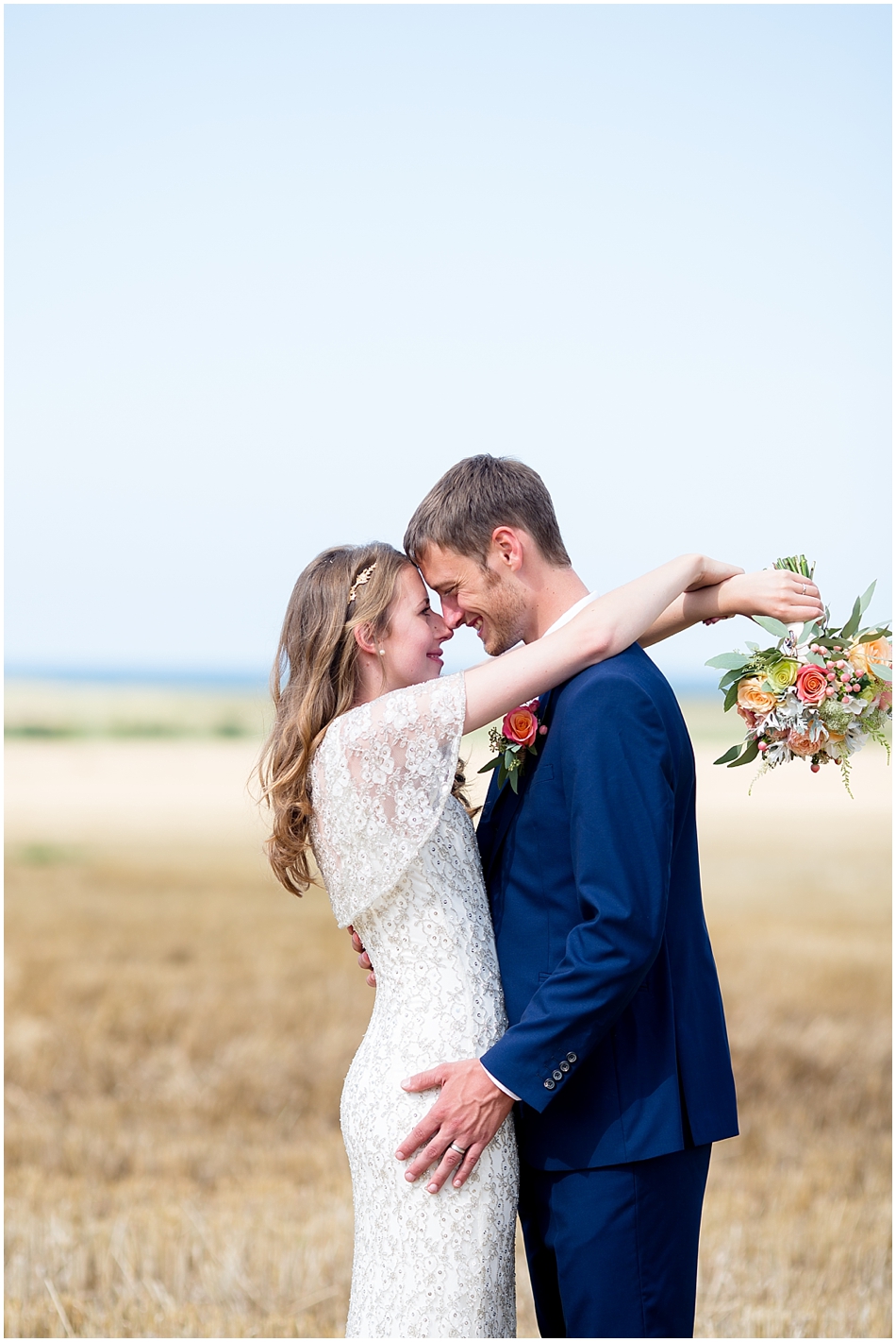 titchwell-manor-wedding-photography_039