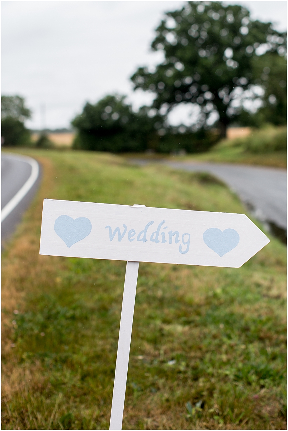 hales-hall-barn-wedding_001