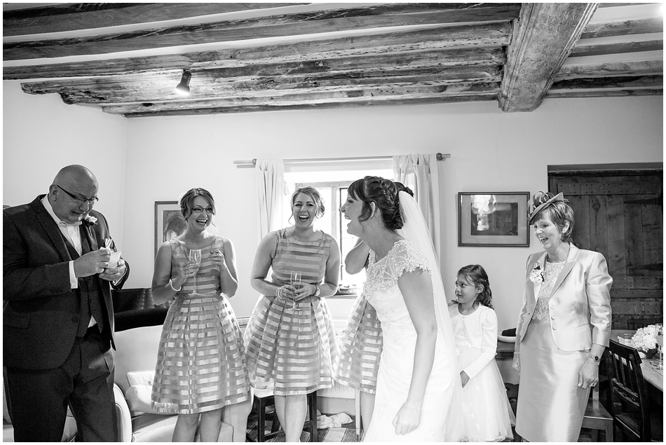 hales-hall-barn-wedding_027