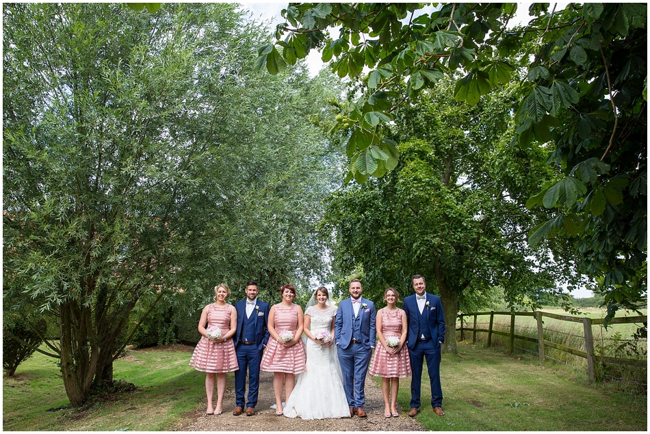 hales-hall-barn-wedding_064