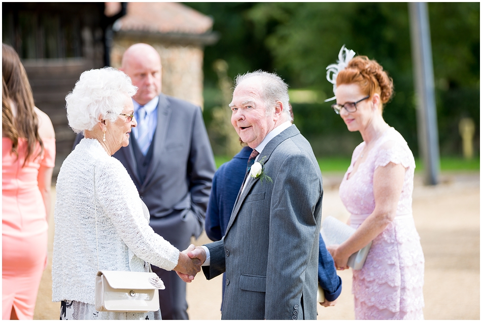 the-red-barn-wedding-photography_020