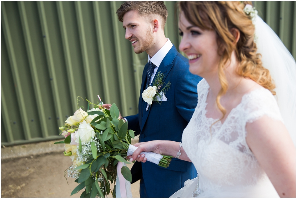 the-red-barn-wedding-photography_056